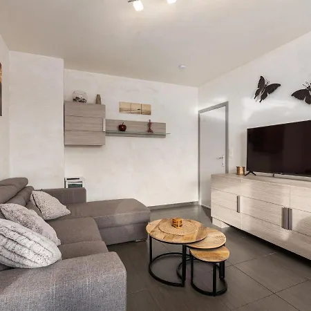 Agreable Sur La Place Du Casino Apartment